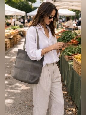 Chilewich Woven Tote Bag Gray Check Mesh Shopper Minimalist Modern Beach Market